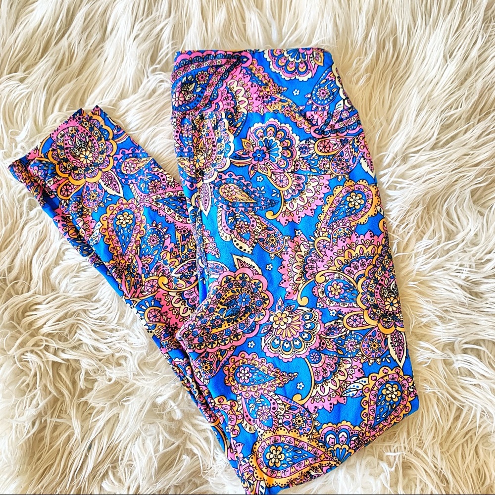 NWOT Lularoe Tall and Curvy Paisley Leggings